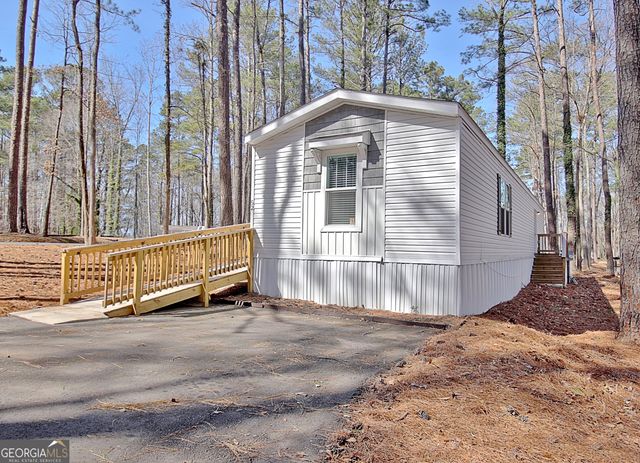 52 Fernwood Drive, Fayetteville, GA 30214