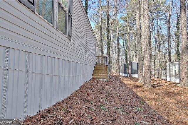 52 Fernwood Drive, Fayetteville, GA 30214