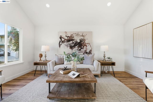 240 Carmelita Pl, Fremont, CA 94539