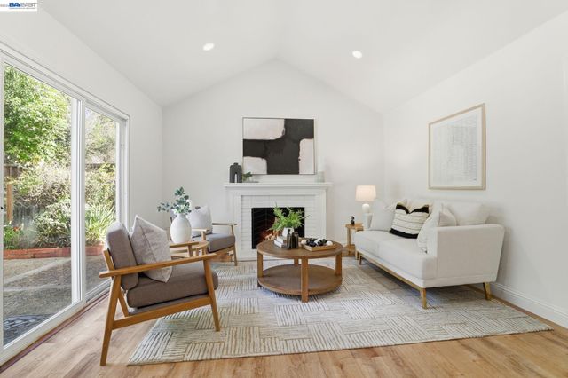 240 Carmelita Pl, Fremont, CA 94539