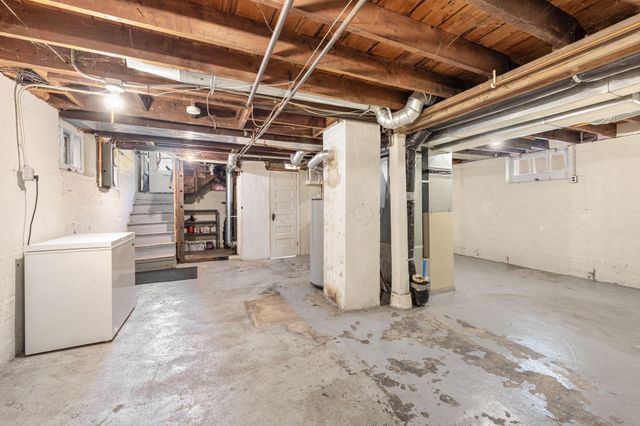 3518 E Minnehaha Parkway, Minneapolis, MN 55406