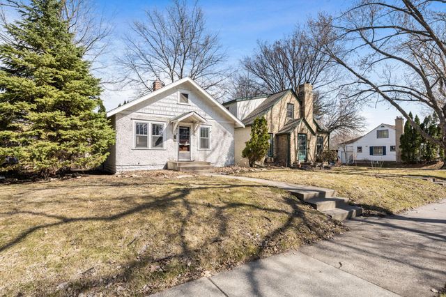 3518 E Minnehaha Parkway, Minneapolis, MN 55406