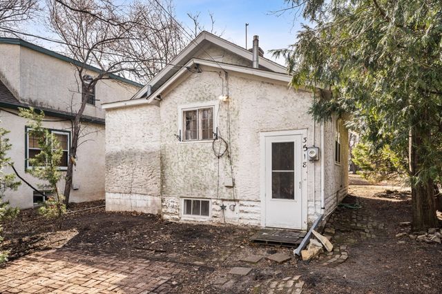 3518 E Minnehaha Parkway, Minneapolis, MN 55406