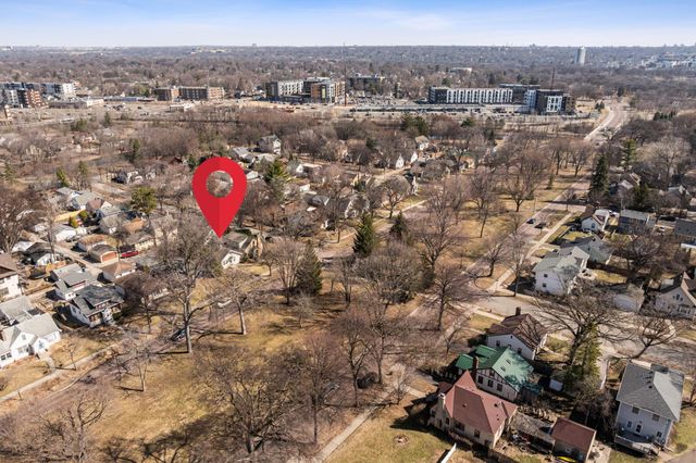 3518 E Minnehaha Parkway, Minneapolis, MN 55406