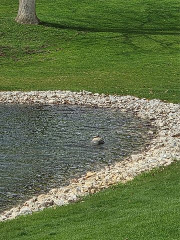 8125 Rocklyn Drive, Urbandale, IA 50322