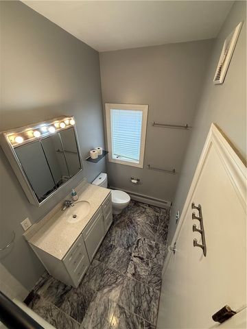 2 Burrs Lane, Providence, RI 02904