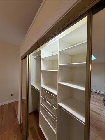2 Burrs Lane, Providence, RI 02904