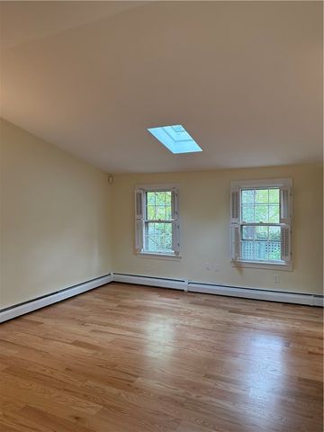 2 Burrs Lane, Providence, RI 02904
