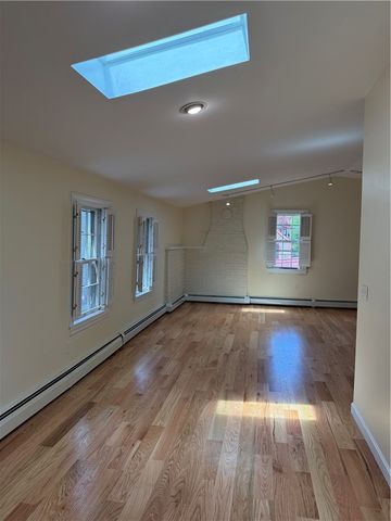 2 Burrs Lane, Providence, RI 02904