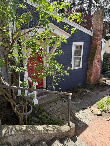 2 Burrs Lane, Providence, RI 02904