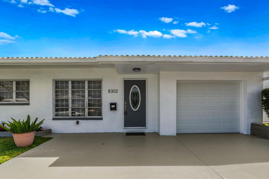 8302 NW 59th Court, Tamarac, FL 33321