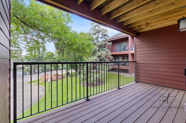 8025 Xerxes Avenue S 112, Bloomington, MN 55431