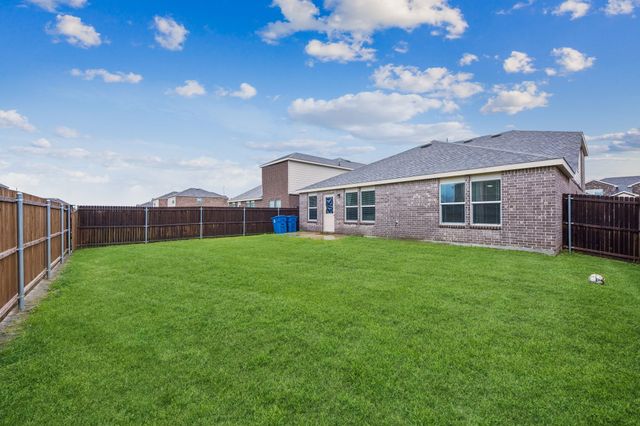 1065 Castroville Drive, Forney, TX 75126