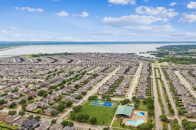 1065 Castroville Drive, Forney, TX 75126