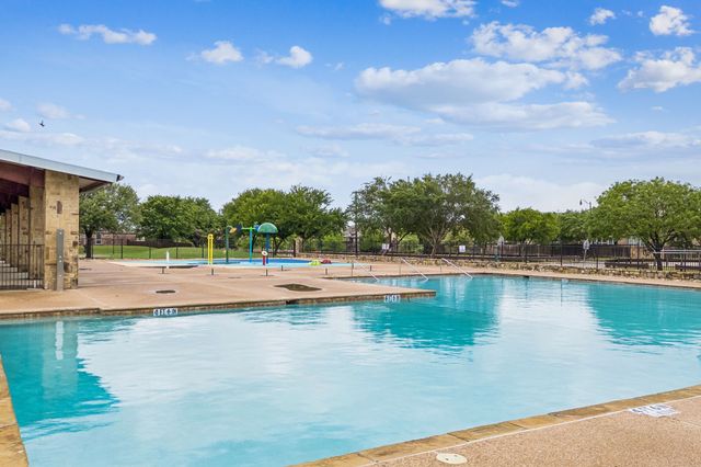 1065 Castroville Drive, Forney, TX 75126