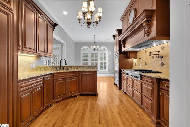 377 Benford Drive, Boiling Springs, SC 29316