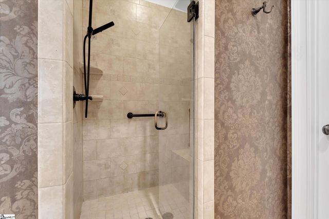 377 Benford Drive, Boiling Springs, SC 29316