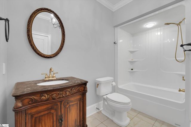 377 Benford Drive, Boiling Springs, SC 29316