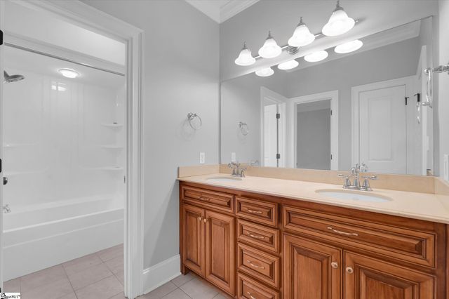 377 Benford Drive, Boiling Springs, SC 29316