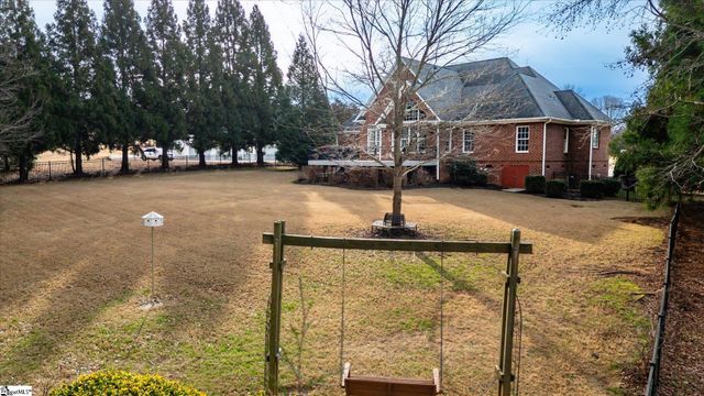 377 Benford Drive, Boiling Springs, SC 29316