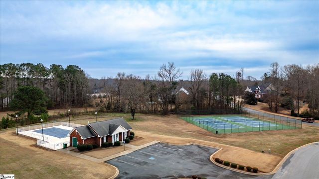 377 Benford Drive, Boiling Springs, SC 29316