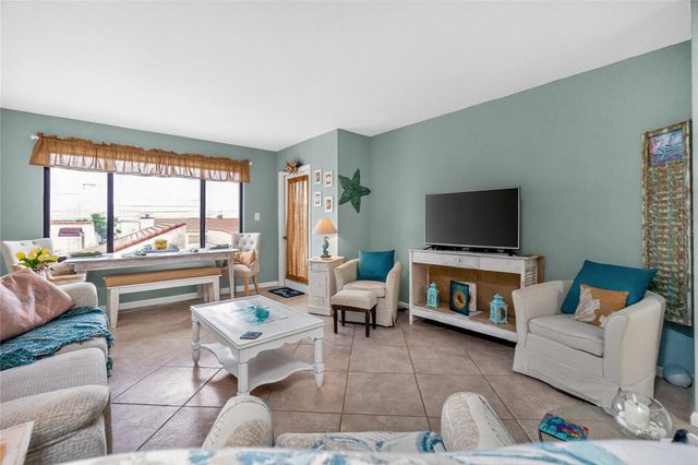 25188 MARION AVENUE F207, Punta Gorda, FL 33950