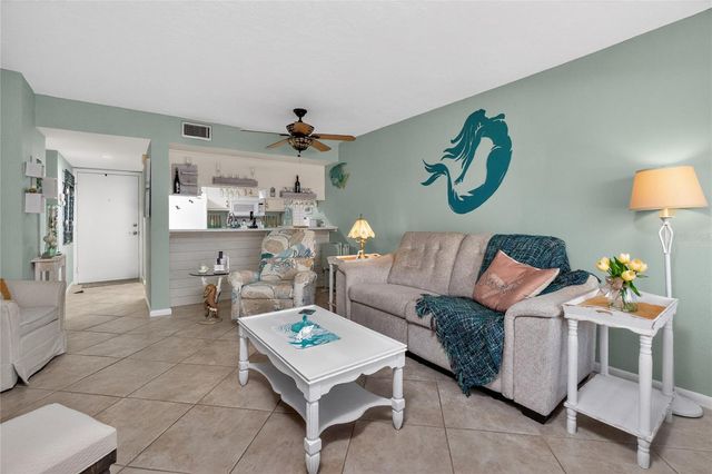 25188 MARION AVENUE F207, Punta Gorda, FL 33950