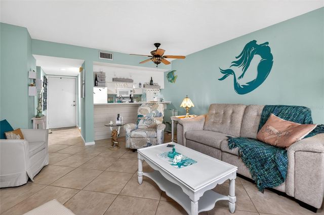 25188 MARION AVENUE F207, Punta Gorda, FL 33950