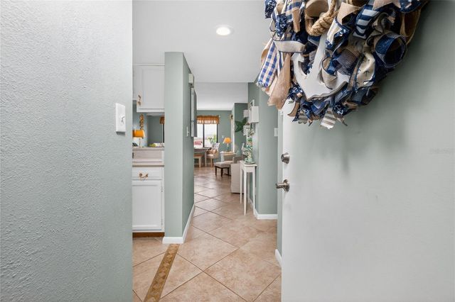 25188 MARION AVENUE F207, Punta Gorda, FL 33950