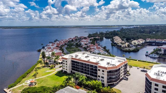 25188 MARION AVENUE F207, Punta Gorda, FL 33950