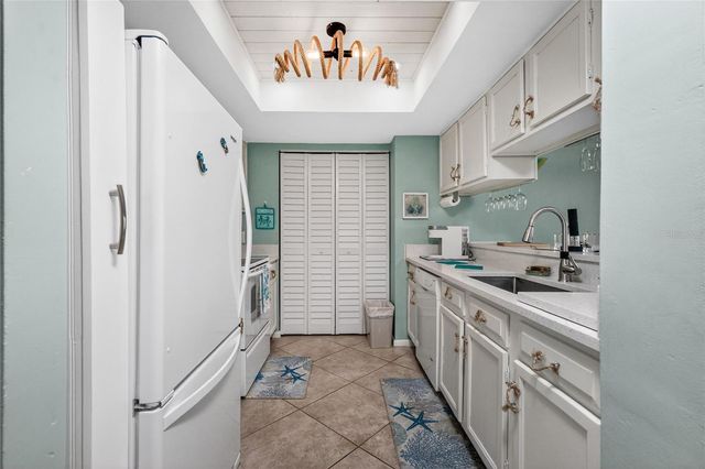 25188 MARION AVENUE F207, Punta Gorda, FL 33950