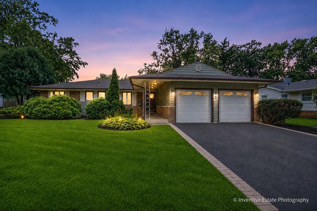 825 Oxford Street, Downers Grove, IL 60516