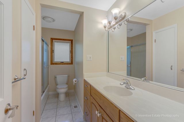 825 Oxford Street, Downers Grove, IL 60516