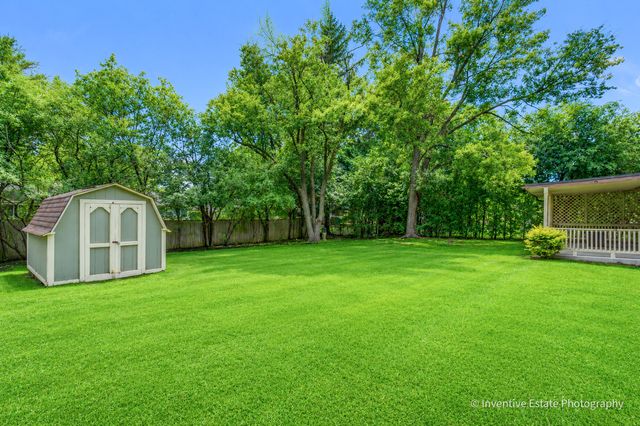 825 Oxford Street, Downers Grove, IL 60516