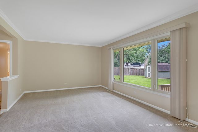 825 Oxford Street, Downers Grove, IL 60516