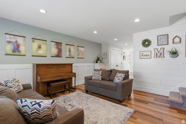 600 BARLOW ST, Clearfield, UT 84015