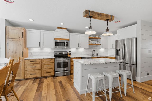 600 BARLOW ST, Clearfield, UT 84015