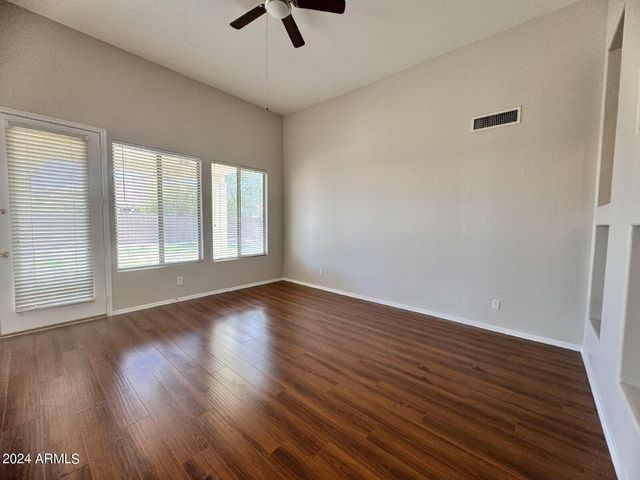 1795 W CANARY Way, Chandler, AZ 85286