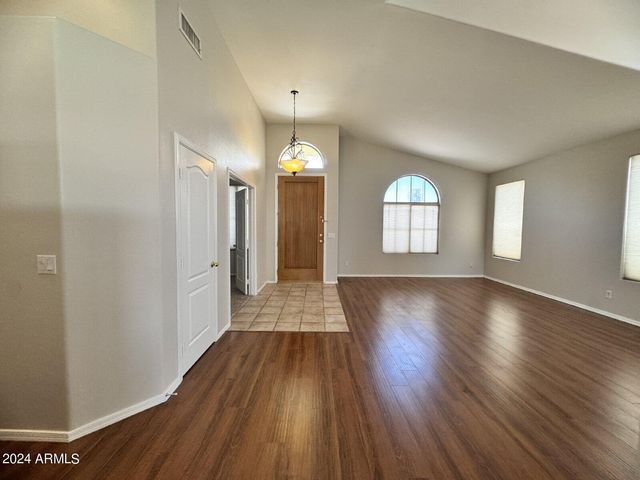 1795 W CANARY Way, Chandler, AZ 85286
