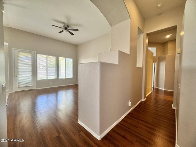 1795 W CANARY Way, Chandler, AZ 85286
