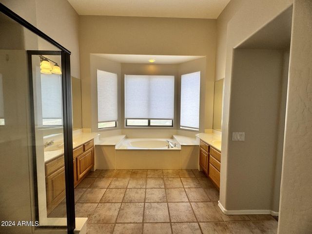 1795 W CANARY Way, Chandler, AZ 85286