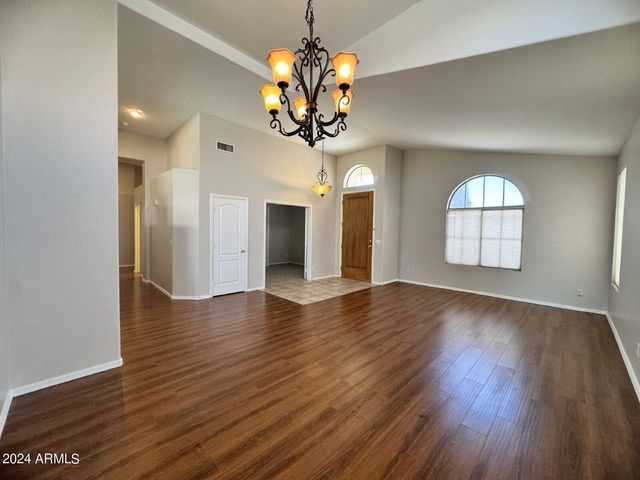 1795 W CANARY Way, Chandler, AZ 85286