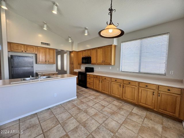 1795 W CANARY Way, Chandler, AZ 85286