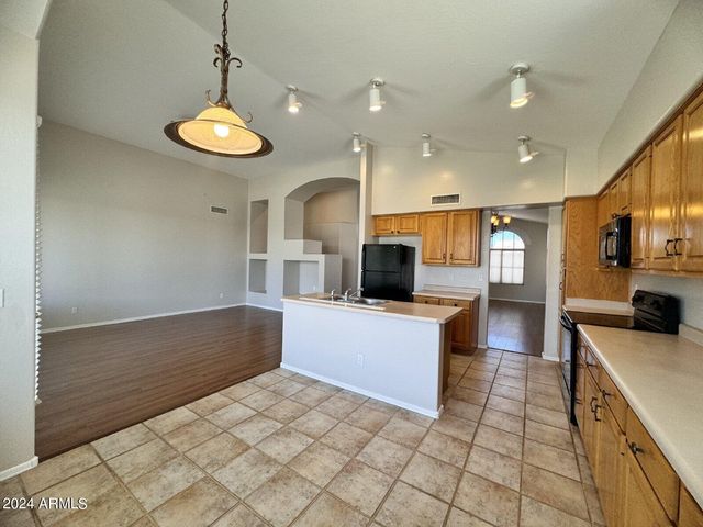 1795 W CANARY Way, Chandler, AZ 85286