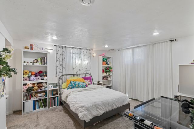 2713 S HIGHLAND DR, Salt Lake City, UT 84106