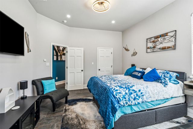 2100 Gene Court, Granbury, TX 76048