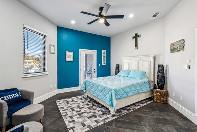 2100 Gene Court, Granbury, TX 76048