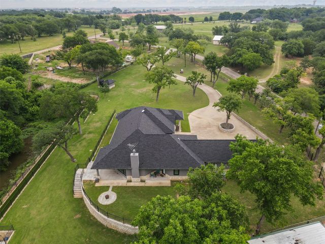 2100 Gene Court, Granbury, TX 76048