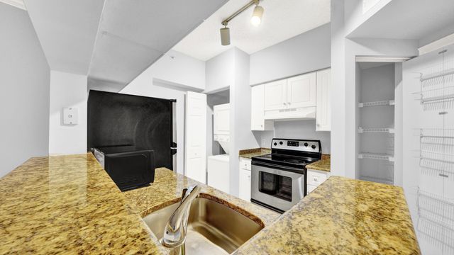 3106 Tuscany Way, Boynton Beach, FL 33435