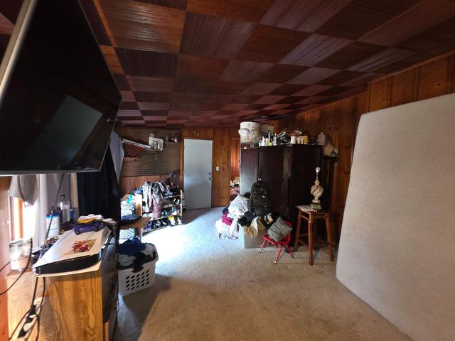 2010 W Kearney Boulevard, Fresno, CA 93706